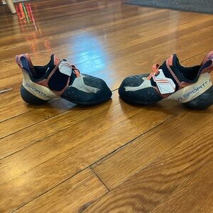 La Sportivia Solution